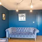 Midland Mews Contemporary 2 Bedrooom Apartment